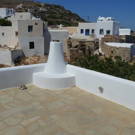 Superb View House-sikinos Island-chorio Дом отдыха